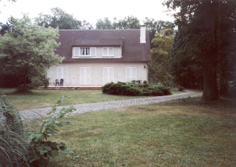 VW House in Chantilly